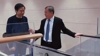 雷军与余承东发生肢体冲突