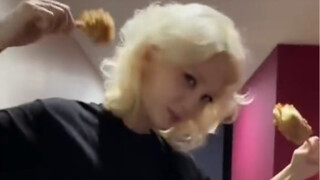 SOMI 吃货本性暴露！Fast Forward Challenge