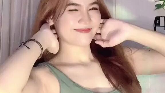 mau GK aku tegangin 🍑😁