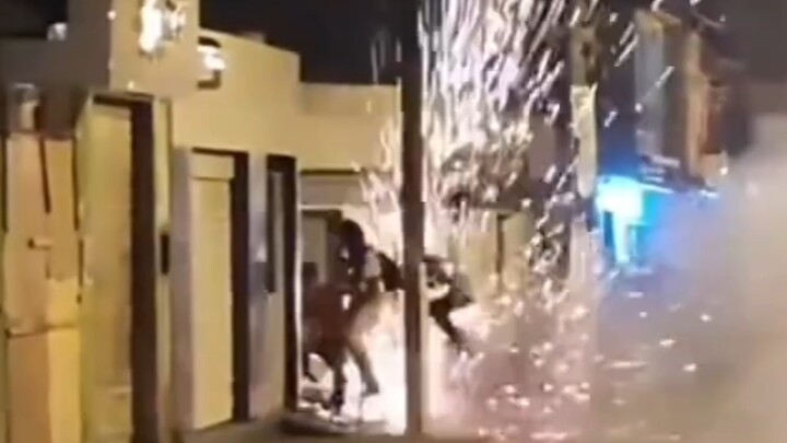 Don't Laugh Challenge ❿