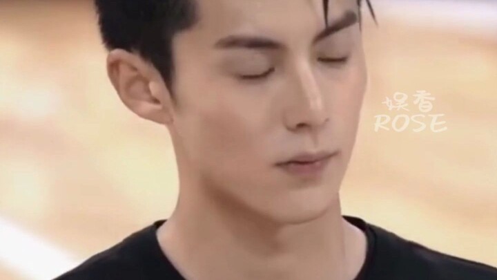 Wang Hedi is just an ordinary person selling skewers