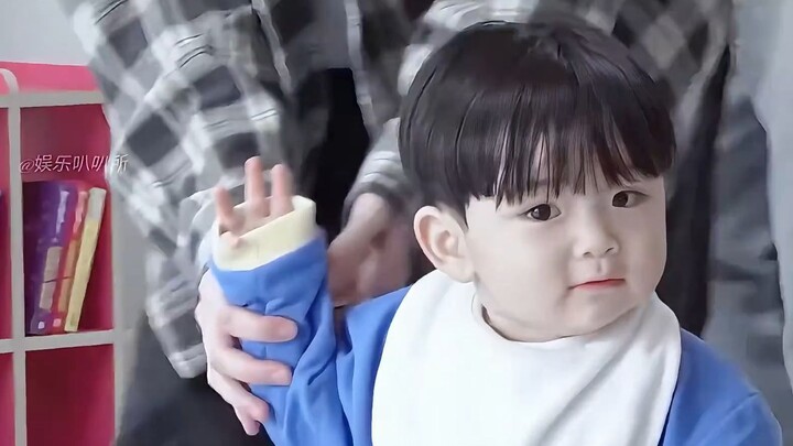 ไอดอลสุดฮอตเจอเข้ากับเจ้าตัวน้อยไร้กริยาแข็งกร้าว ทุกคนหลงเสน่ห์ #yoojun #เด็กน่ารัก #ตลกขบขัน #วาไร