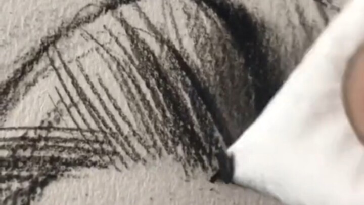 أرسم وأنت تخمّن: أعزّ شخص نقدّره!