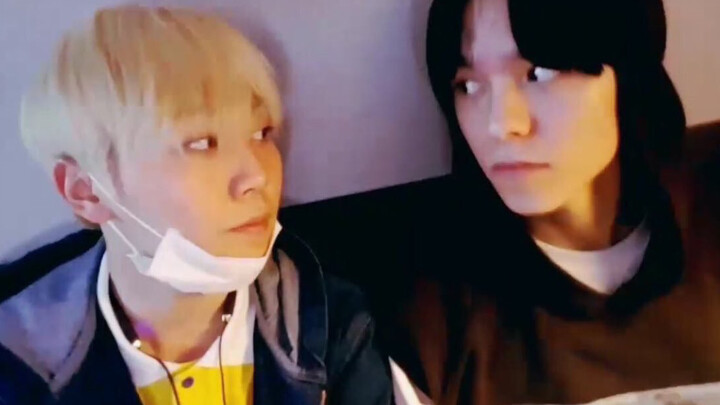【Seventeen｜Swee-kwan】Chuyên mục khảo cổ: Hai đứa trẻ trong căn nhà nhỏ màu xanh từng khiến các anh t