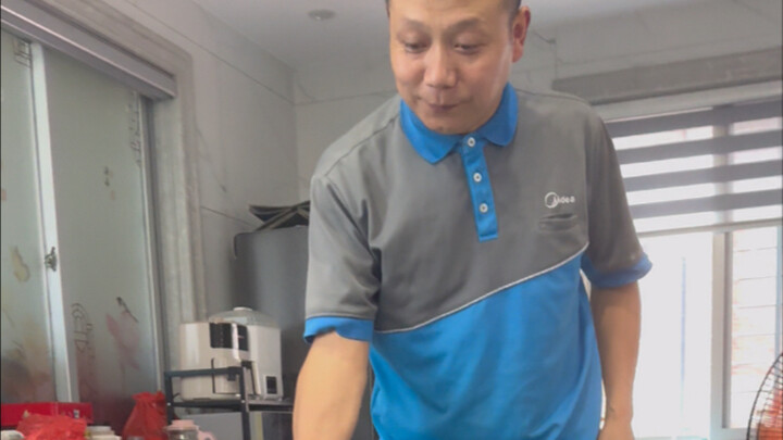 فتحت الأزهار ثلاث مرات.