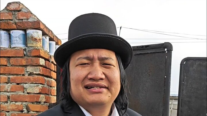 The Daily Life of a British Duke: A Down-to-Earth “Outsider”