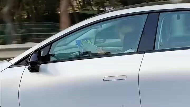 [طلب الاهتمام] فتاة جميلة، القيادة الذكية L3، هاوبو، هذه الصورة جميلة