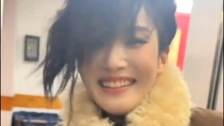 When celebrities don’t promote products or do live streams, it just makes them look ridiculous.