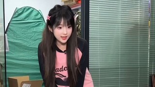 Chẳng có mùa xuân nào cả. Nó chỉ là một giấc mơ đẹp đẽ của những nhân viên văn phòng khốn khổ.