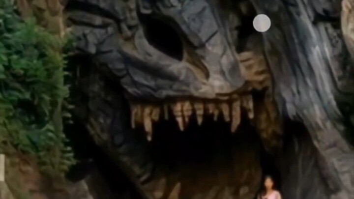 Encontré la CUEVA del DRAGÓN en Google Earth y esto pasó 😱