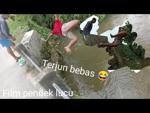 Film pendek lucu-Demi uang ku rela nyebur😂
