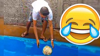 ถ้าคุณดื่ม อย่าพยายามเล่นฟุตบอล 🤣