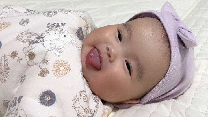 Got scolded by mom, yet still looked so proud of himself!