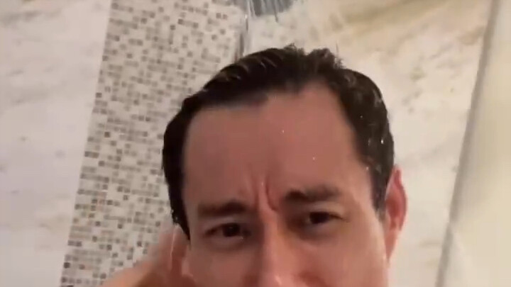 มีใครอยากโคปาร์ตไหม? ถ้าไม่มีเดี๋ยวฉันมาถามใหม่ [ยิ้ม]