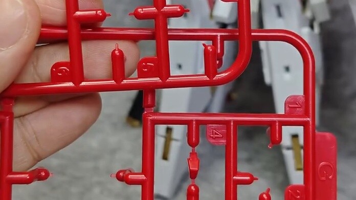 Một con ngựa tốt xứng đáng có một chiếc yên tốt! Đánh giá Bộ phụ kiện EW Zeus Phantom Destiny 2