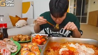 Yummy ๐ Full video Yt: GONGSAM TABLE