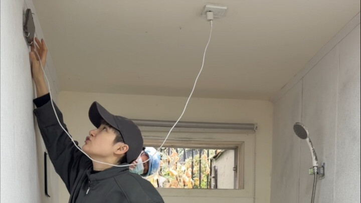 Toilet: Pesanan makanan yang kau pesan untukku