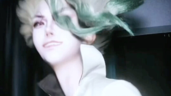 Lihat Kepala Desa Nge-dance Goyang Heboh, Butuh 800 Baterai Kering Mangan!