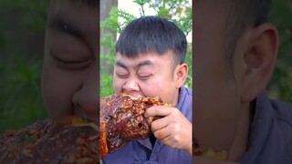 How to eat trotters? | mukbang | eating challenge | asmr | chinese food | songsong & ermao