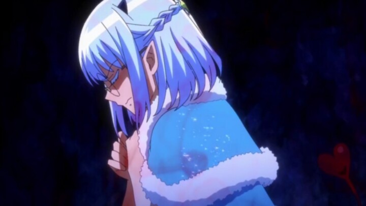 As expected, there are only two times of wearing women's clothes: Zero and Countless. This time, I s