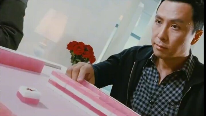 Master Ye: Besides Wing Chun, I’m also pretty good at mahjong!