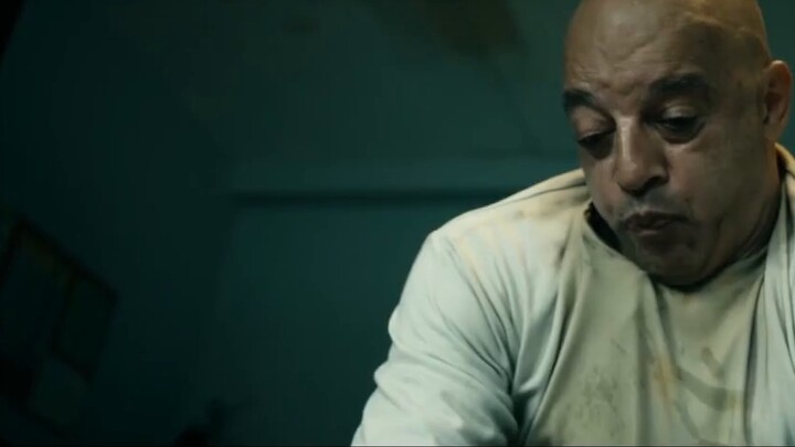 ชายกรดของทีมชุดดำถูกละลายด้วยกรดของเขาเอง ความสามารถที่ไร้รสนี้