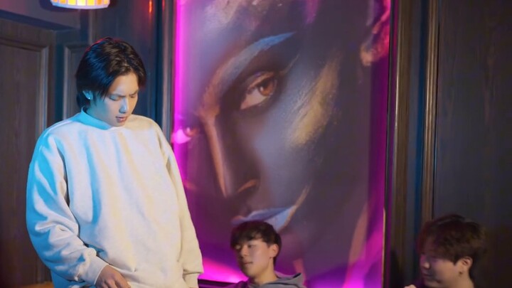 The crazy masterpiece of overseas students "The Garden of Remaining Sons" Season 1 Episode 2 | Who w