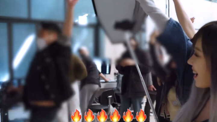 The maknae deserves all the pampering! Staff and the sisters had an overwhelmingly positive reaction