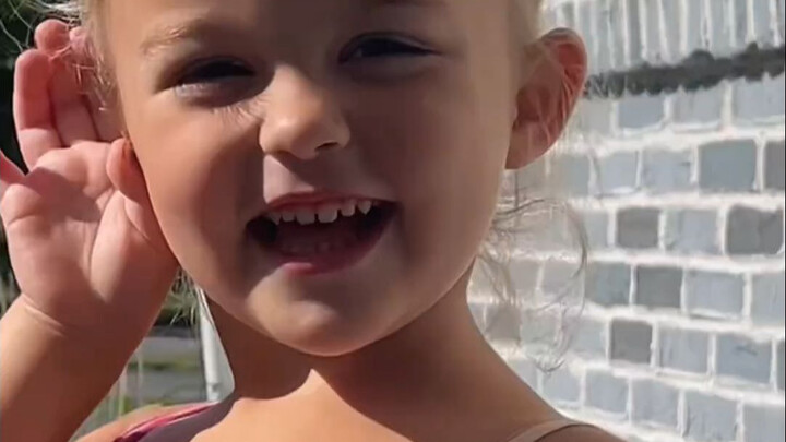 หนูน้อยวัย 3 ขวบทำนายแม่น: “คุณป้าเจอหนูต้องเรียก ‘ลูกสุดที่รักของป้า’ แน่นอน” ผลปรากฏว่าเป็นอย่างที
