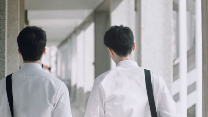 “Turns out, some beauty only hits you in hindsight” | A Campus First Love Ensemble