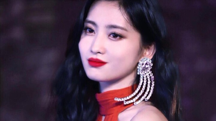 แม้ว่าจะถูกบริษัทคัดค้าน แต่ชีวิตก็คือการทำตามใจฉันเอง “อยากทำอะไรก็ต้องทำสิ อย่างเช่นฉันที่ตัดผมทรง