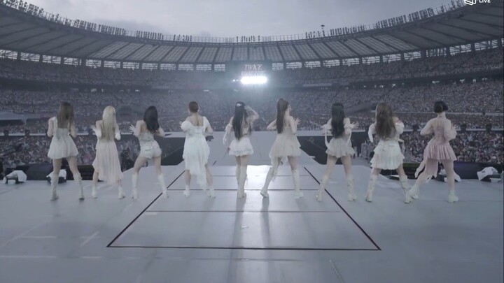 【Chương trình concert của TWICE】Màn trình diễn đỉnh cao về mọi phương diện trong chuyến lưu diễn vòn