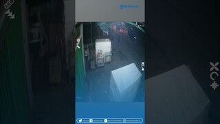 Video Viral Detik Detik Pencuri Gasak Ikan Dalam Gabus di Kota Lama