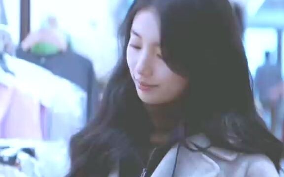 #歌曲嫁 不得不说#裴秀智 这段演技可以封神～当得知自己辅导的学生考上耶鲁，微表情变化拿捏很到位，想想当年自己连首尔梨大都考不上，那种为自己惋惜却又羡慕