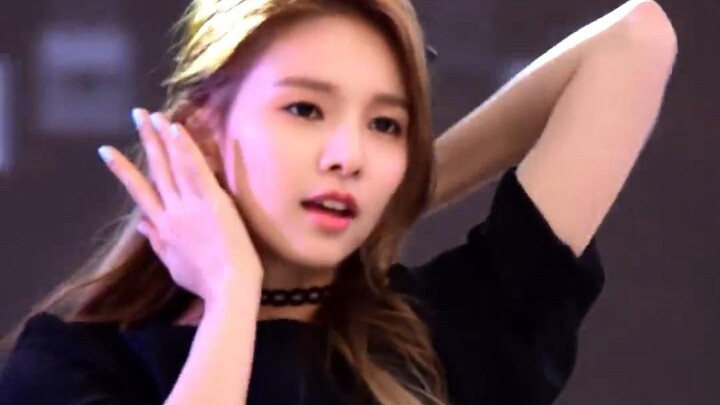 【Fiestar】Ji Jinxi Sao lại có người phụ nữ xinh đẹp như vậy? mashup trang phục Mirror 1