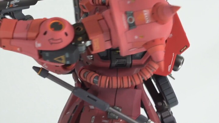 Red Horned Triple Speed! The Origin of the Red Comet ~ GTO Style Char's Special Zaku II Works Displa