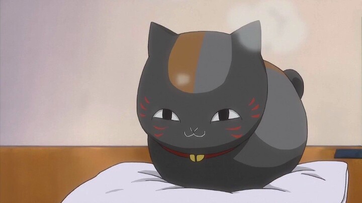 Một con mèo đen to béo, có danh tính thực sự là chúa tể rừng xanh, kẻ điều khiển mọi quái vật