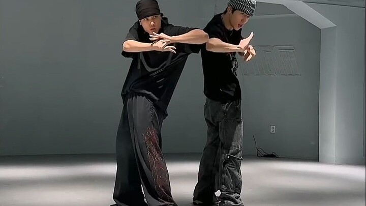 RIIZE - สะเก็ดไฟ (Ember to Solar) เวอร์ชันครูสอนเต้น