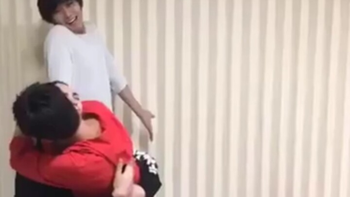 Hubungan segitiga yang kacau di tahun ketiga Karasuno
