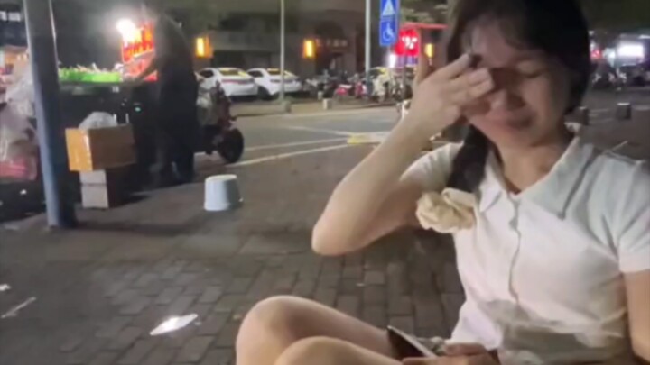 “Đinh lại Đinh không hiểu, giày lại giày không biết”