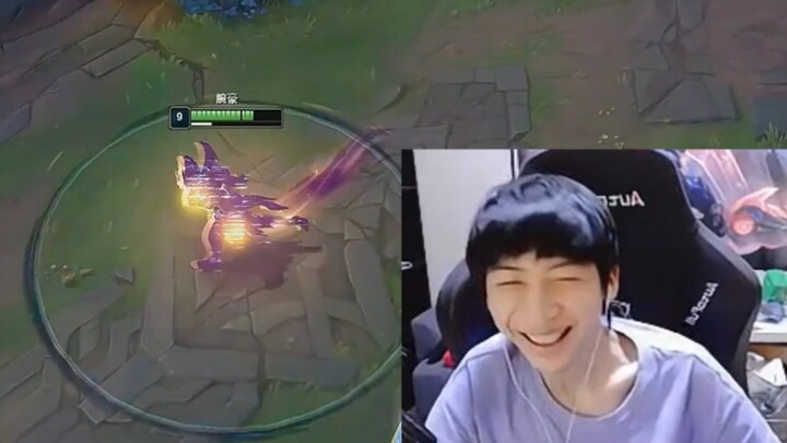 Xiao Chaomeng secara tak terduga memunculkan gerakan sliding tangan Hao, bahkan para master pun tak 