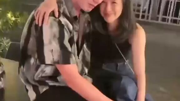 William is so naughty to P' east