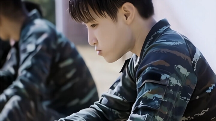 يجب أن تُقيَّم صورة الجنديات على الشاشة وفقًا لهذا المعيار.