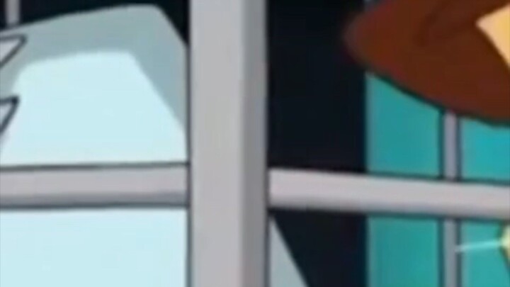 Shinchan sedang membaca