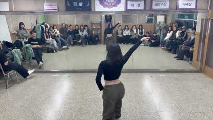 Đoàn múa Đại học Kyungpook Hàn Quốc biểu diễn trong kỳ nghỉ đông: LE SSERAFIM – “SPAGHETTI”