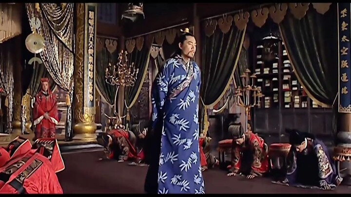 “Tiga cahaya Matahari, Bulan, dan Bintang; Empat Kebajikan: Kemakmuran, Keadilan, Keutamaan, dan Kes