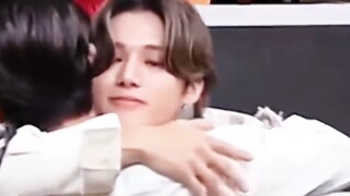 กอดจากเสี่ยวปินและญาติๆ