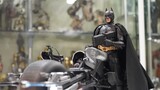A motorcycle transformed from the Batmobile! Unboxing HotToys 1/6 Batmotorcycle [Moonrise]