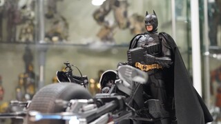 มอเตอร์ไซค์ที่แปลงร่างจาก Batmobile! แกะกล่อง HotToys 1/6 Bat Motorcycle [Moonrise]