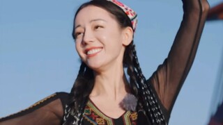 迪丽热巴新疆舞
